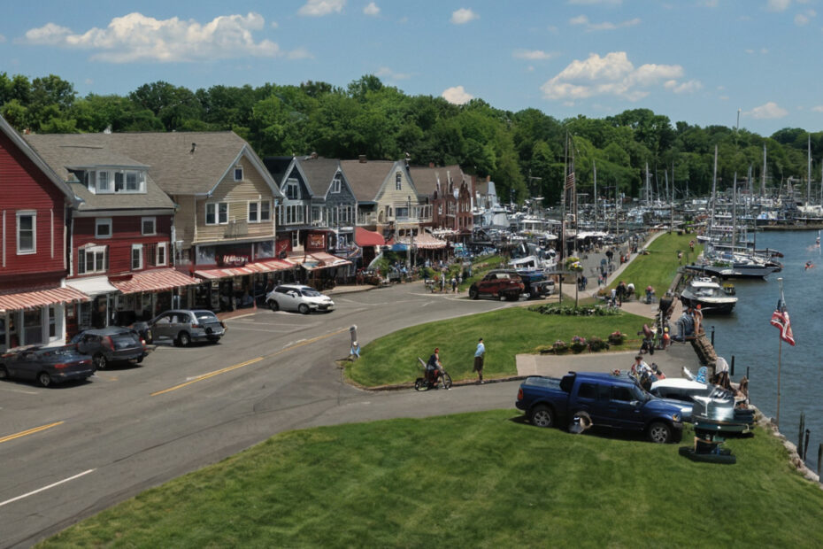 Practical visual for Planning a Fairport Harbor Weekend: Hours, Weather, Parking, and a Backup Route